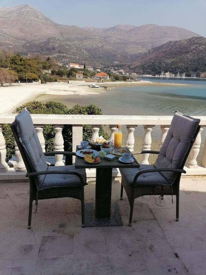 Sweet Village Hotel By The Sea สลาโน ภายนอก รูปภาพ